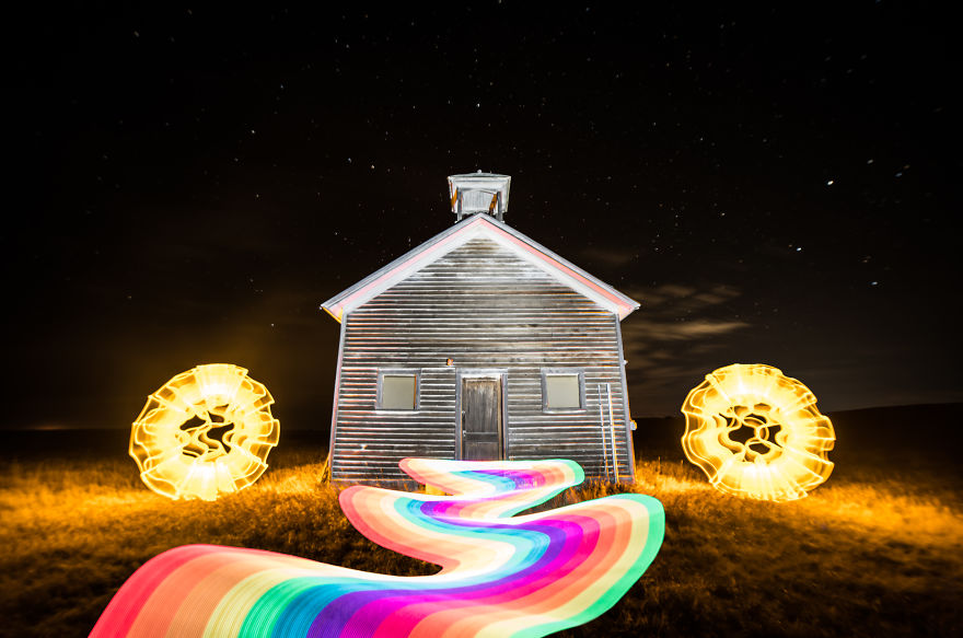 Painting New Life Into Abandoned Buildings Painting New Life Into Abandoned Buildings