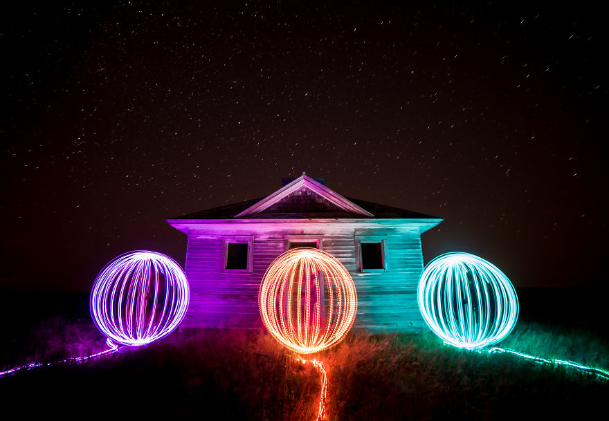 Painting New Life Into Abandoned Buildings Painting New Life Into Abandoned Buildings