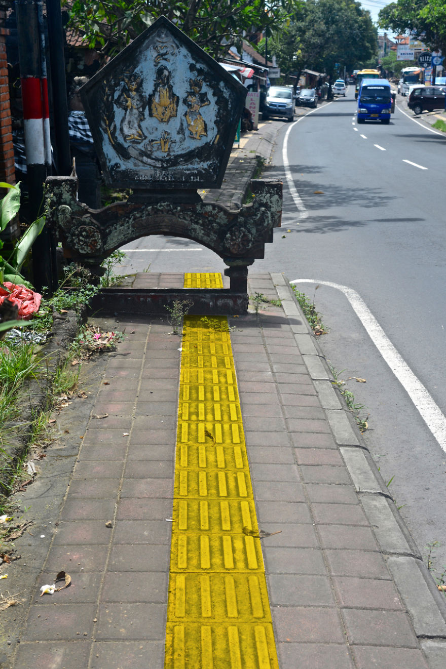 A Blind Man Went To Bali… And Guess What Happened Next? A Blind Man Went To Bali… And Guess What Happened Next?