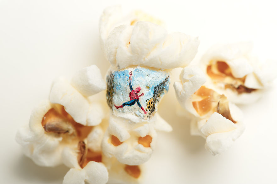 Artist Paints Miniatures On Popcorn Inspired By His Favorite Movies Artist Paints Miniatures On Popcorn Inspired By His Favorite Movies