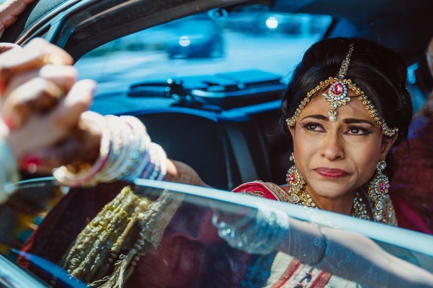 Award Winning Photographs Show The Excitement Of The Bride And Groom On A Great Wedding Day