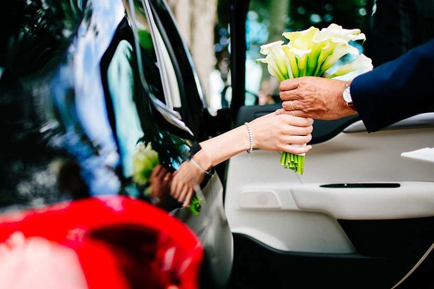 Award Winning Photographs Show The Excitement Of The Bride And Groom On A Great Wedding Day