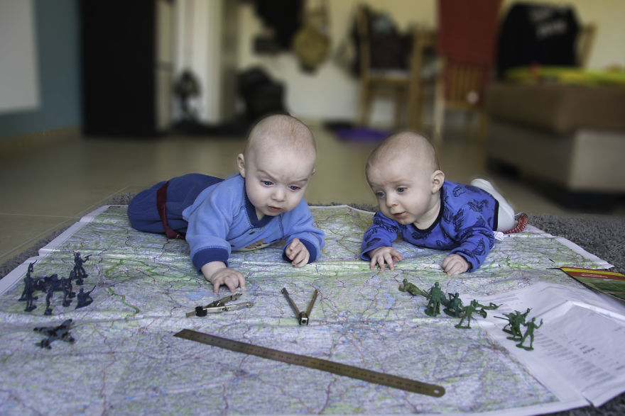 Help Us! Our Father Is A Photographer! Help Us! Our Father Is A Photographer!