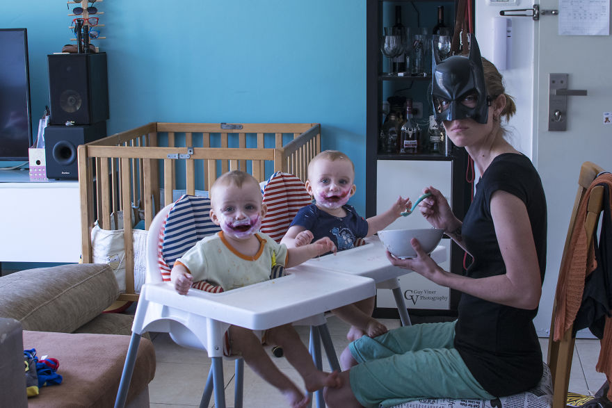 Help Us! Our Father Is A Photographer! Help Us! Our Father Is A Photographer!