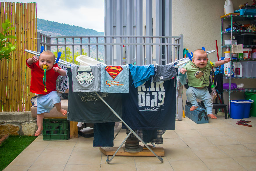 Help Us! Our Father Is A Photographer! Help Us! Our Father Is A Photographer!