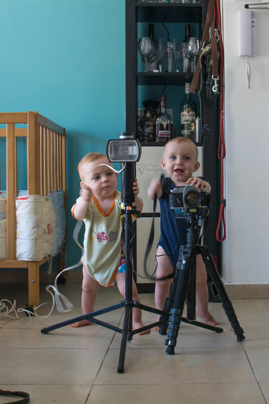 Help Us! Our Father Is A Photographer! Help Us! Our Father Is A Photographer!