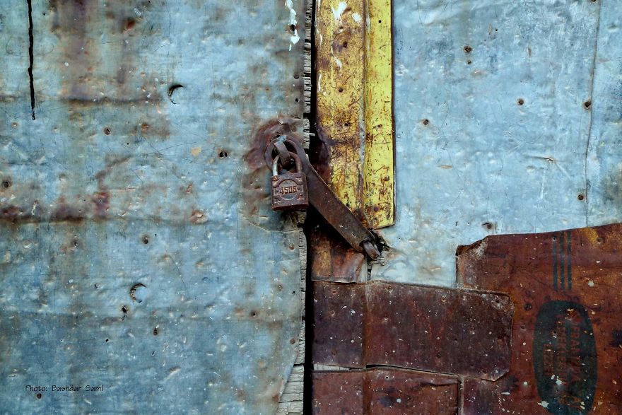 Photographer Captures Conceptual Photographs To Understand Kurds’ Identity Photographer Captures Conceptual Photographs To Understand Kurds’ Identity
