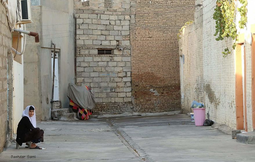 Photographer Captures Conceptual Photographs To Understand Kurds’ Identity Photographer Captures Conceptual Photographs To Understand Kurds’ Identity