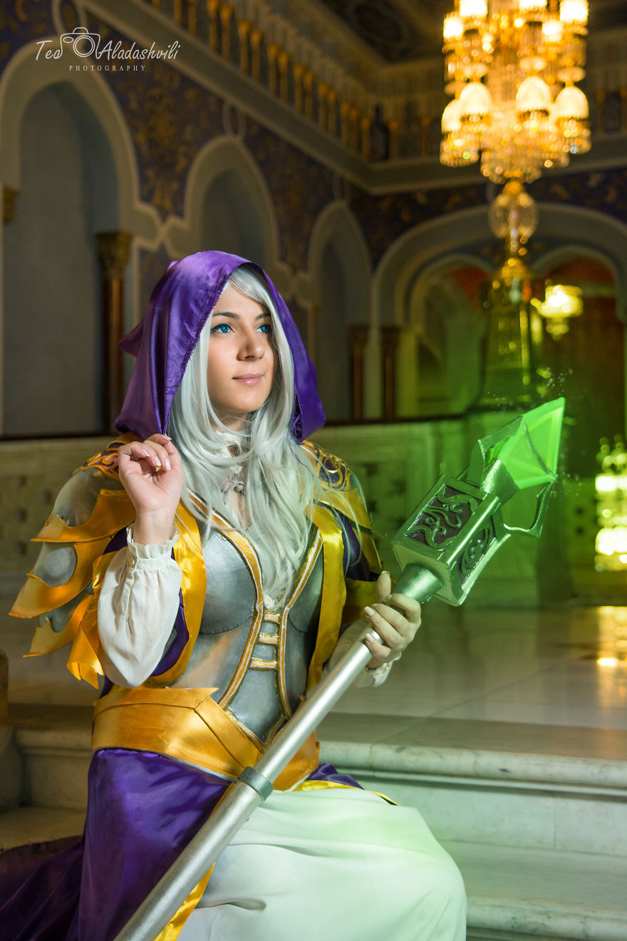 I Spend Hours Creating Cosplay Costumes From “Nothing” I Spend Hours Creating Cosplay Costumes From “Nothing”