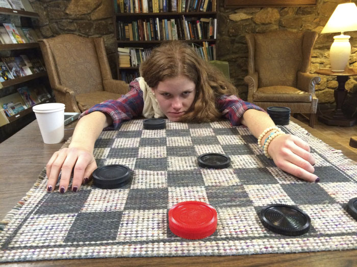 “Every Thanksgiving My Little Cousin Challenges Me To Checkers. I’ve Been Documenting Her Defeat For The Past 9 Years” “Every Thanksgiving My Little Cousin Challenges Me To Checkers. I’ve Been Documenting Her Defeat For The Past 9 Years”