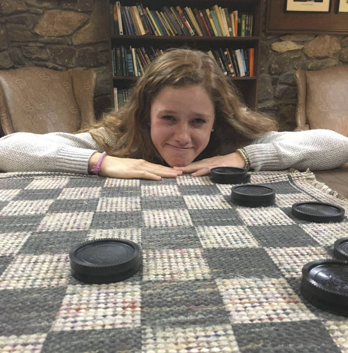 “Every Thanksgiving My Little Cousin Challenges Me To Checkers. I’ve Been Documenting Her Defeat For The Past 9 Years” “Every Thanksgiving My Little Cousin Challenges Me To Checkers. I’ve Been Documenting Her Defeat For The Past 9 Years”