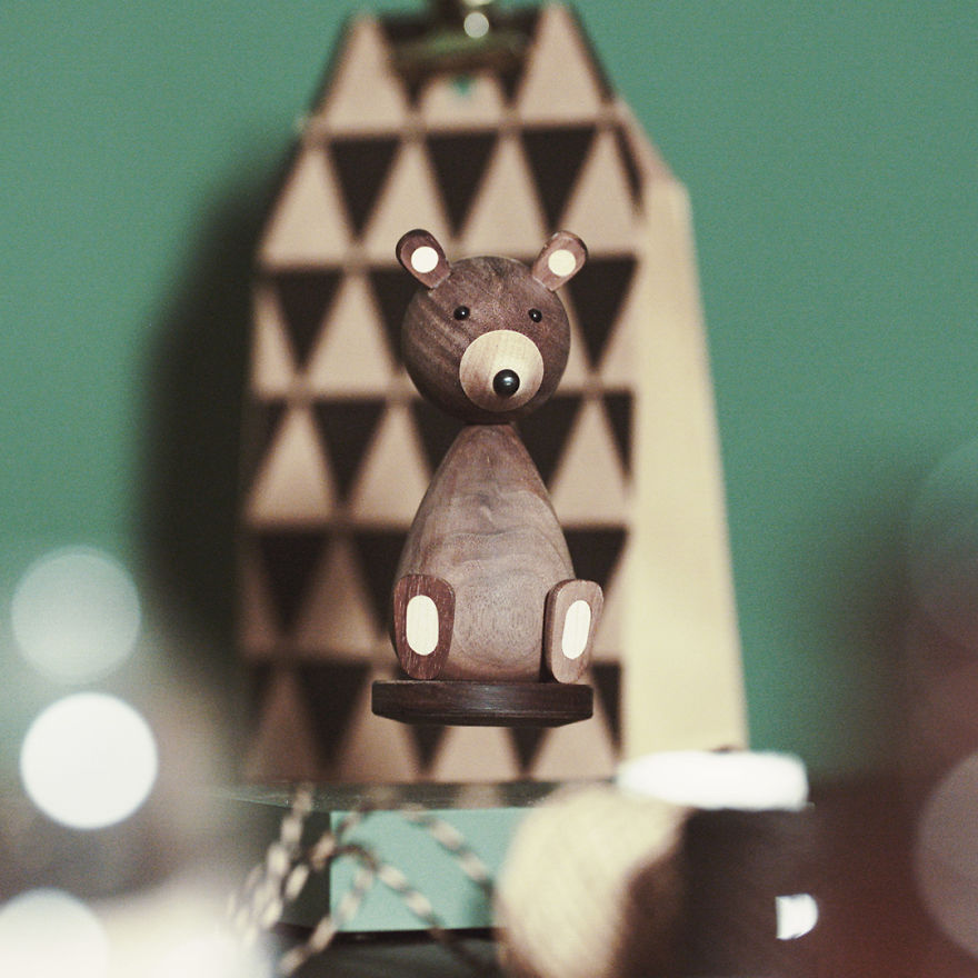 The Looma Hoverbox – Levitating Magic The Looma Hoverbox – Levitating Magic