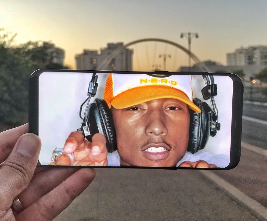 Bringing Everyday Objects To Life With My Smartphone (Part 8) Bringing Everyday Objects To Life With My Smartphone (Part 8)