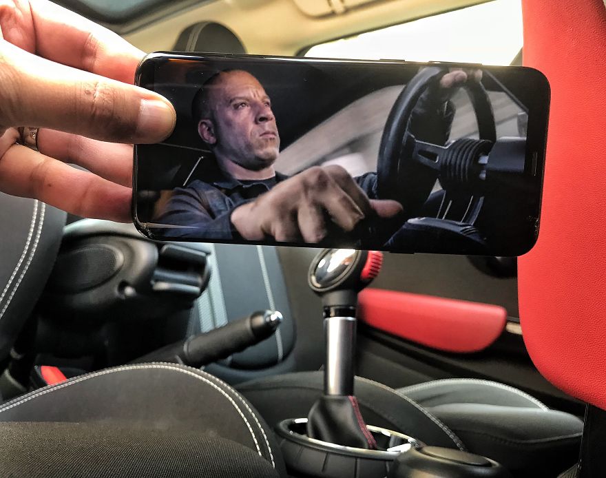 Bringing Everyday Objects To Life With My Smartphone (Part 8) Bringing Everyday Objects To Life With My Smartphone (Part 8)