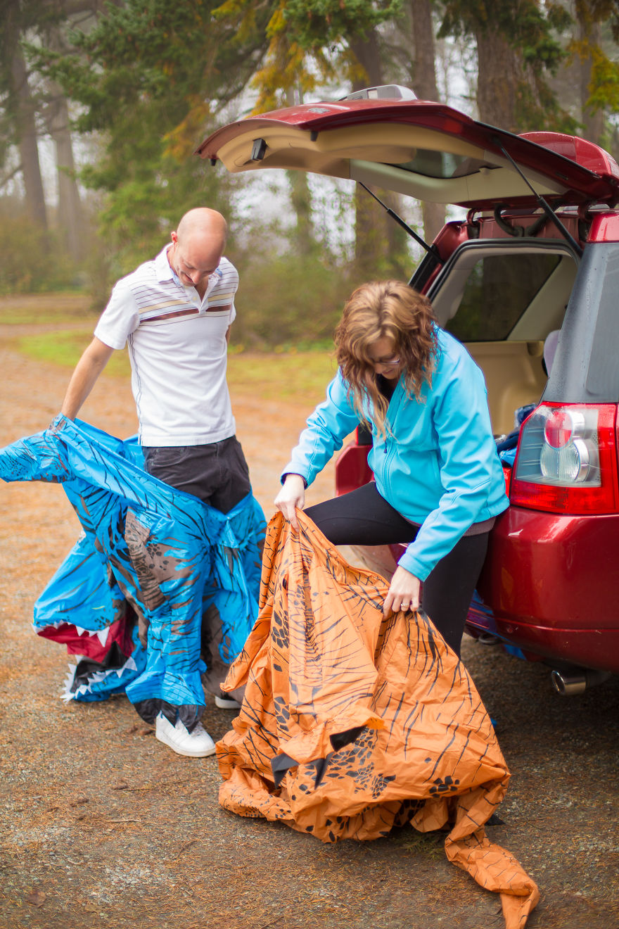 We Created A Christmas Card That&#8217;ll Make You Laugh