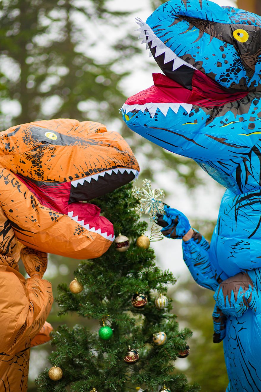 We Created A Christmas Card That&#8217;ll Make You Laugh