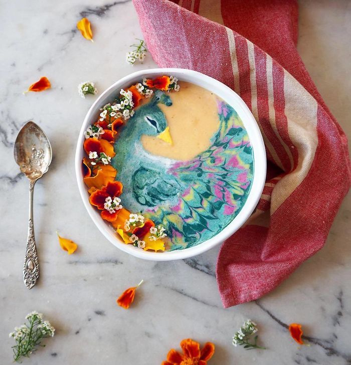 Woman Paints On Her Smoothie Bowls Using Natural Ingredients And The Result Is Too Pretty To Eat Woman Paints On Her Smoothie Bowls Using Natural Ingredients And The Result Is Too Pretty To Eat