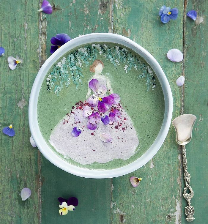 Woman Paints On Her Smoothie Bowls Using Natural Ingredients And The Result Is Too Pretty To Eat Woman Paints On Her Smoothie Bowls Using Natural Ingredients And The Result Is Too Pretty To Eat