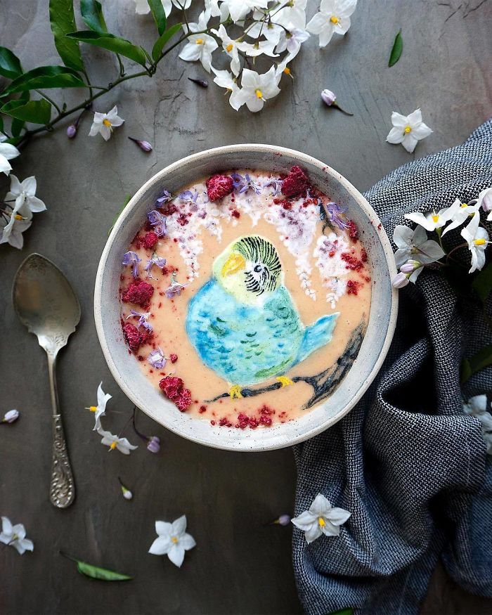 Woman Paints On Her Smoothie Bowls Using Natural Ingredients And The Result Is Too Pretty To Eat Woman Paints On Her Smoothie Bowls Using Natural Ingredients And The Result Is Too Pretty To Eat