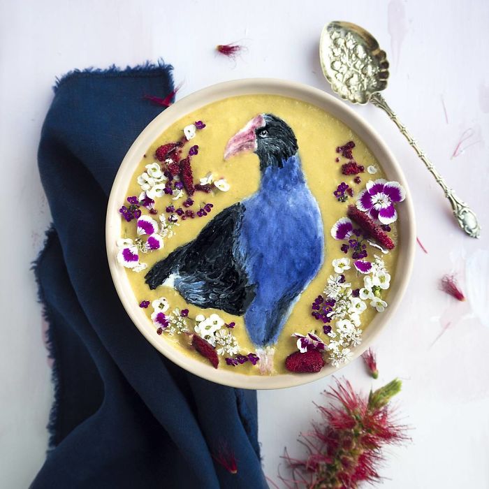 Woman Paints On Her Smoothie Bowls Using Natural Ingredients And The Result Is Too Pretty To Eat Woman Paints On Her Smoothie Bowls Using Natural Ingredients And The Result Is Too Pretty To Eat