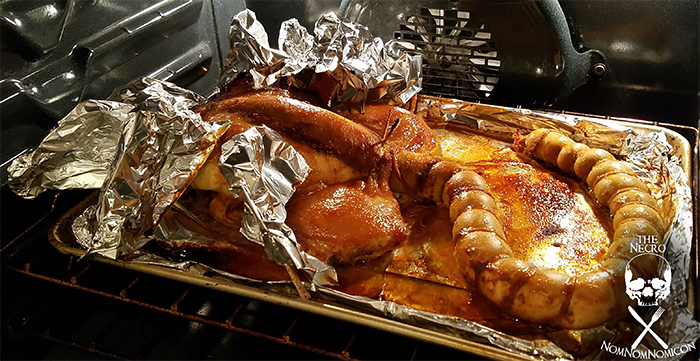 Woman Makes Edible Roasted Alien Facehugger, And Now She’s “Not Allowed To Make It For Thanksgiving” Woman Makes Edible Roasted Alien Facehugger, And Now She’s “Not Allowed To Make It For Thanksgiving”