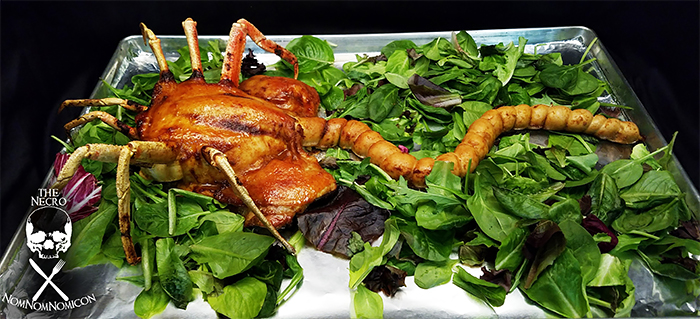Woman Makes Edible Roasted Alien Facehugger, And Now She’s “Not Allowed To Make It For Thanksgiving” Woman Makes Edible Roasted Alien Facehugger, And Now She’s “Not Allowed To Make It For Thanksgiving”