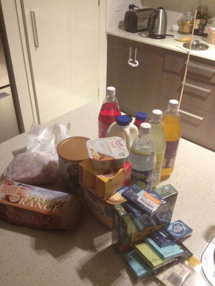 68 Funny Pics That Show What Husbands Have To Go Through When Their Wives Are Pregnant 68 Funny Pics That Show What Husbands Have To Go Through When Their Wives Are Pregnant