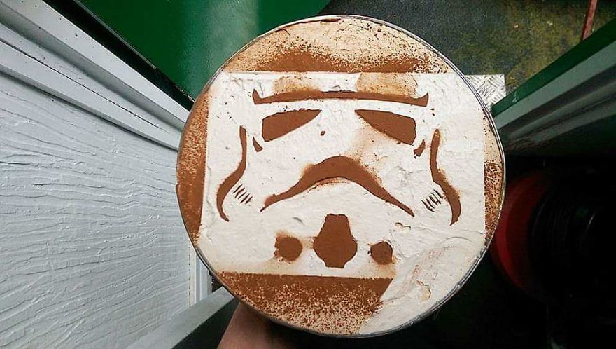 Some Star Wars Themed Desserts, Everything On The Plate Is Edible