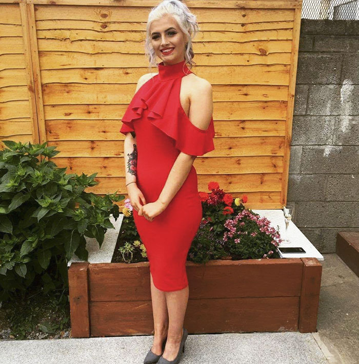 19-Year-Old Wanted To Cover Up Her Self-Harm Scars But All Tattoo Artists Refused To Help. Except One 19-Year-Old Wanted To Cover Up Her Self-Harm Scars But All Tattoo Artists Refused To Help. Except One