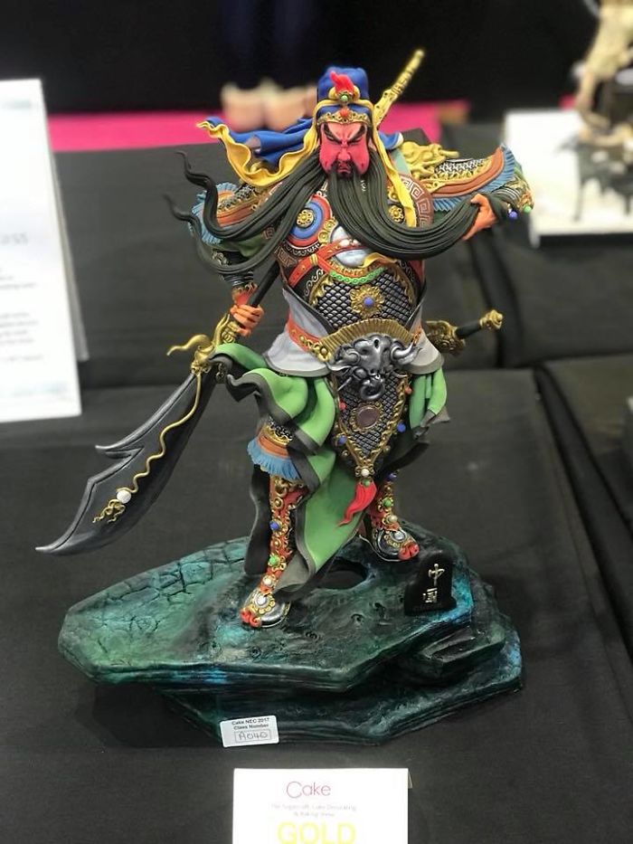 Confectioners Make Amazing Cakes On Display In London And You Would Not Have The Guts To Eat Them Confectioners Make Amazing Cakes On Display In London And You Would Not Have The Guts To Eat Them