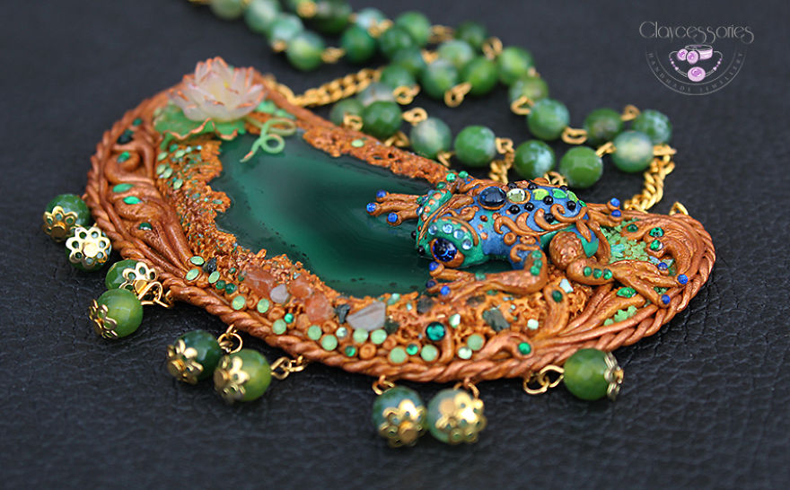 I Use Polymer Clay And Natural Stones To Create Art Nouveau Vintage Jewellery!