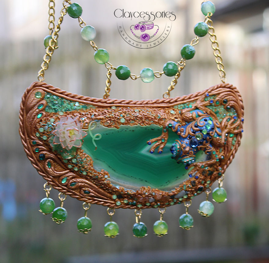I Use Polymer Clay And Natural Stones To Create Art Nouveau Vintage Jewellery!