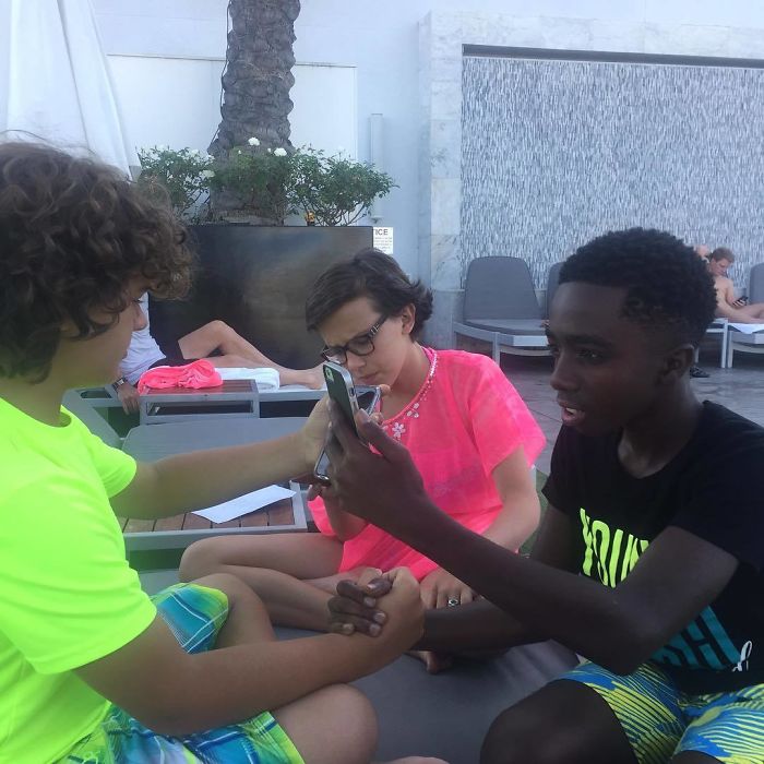 34 Adorable Times When ‘Stranger Things’ Cast Was Hanging Out Off-Camera 34 Adorable Times When ‘Stranger Things’ Cast Was Hanging Out Off-Camera