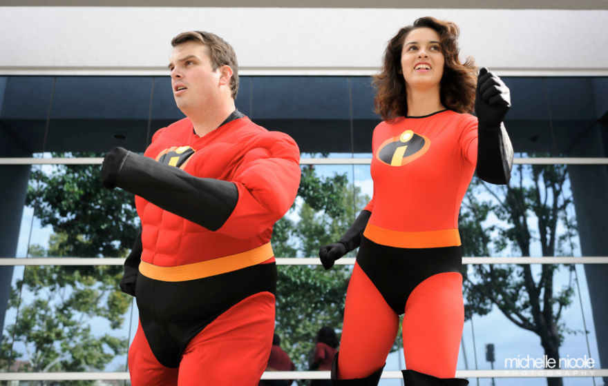 Amazing Disney Family Dresses Up For Halloween For 7 Years Straight Amazing Disney Family Dresses Up For Halloween For 7 Years Straight