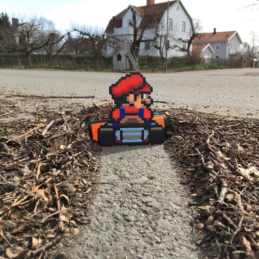 Someone Is &lsquo;Vandalising&rsquo; Streets With Pixel Art, And The Result Is Awesome