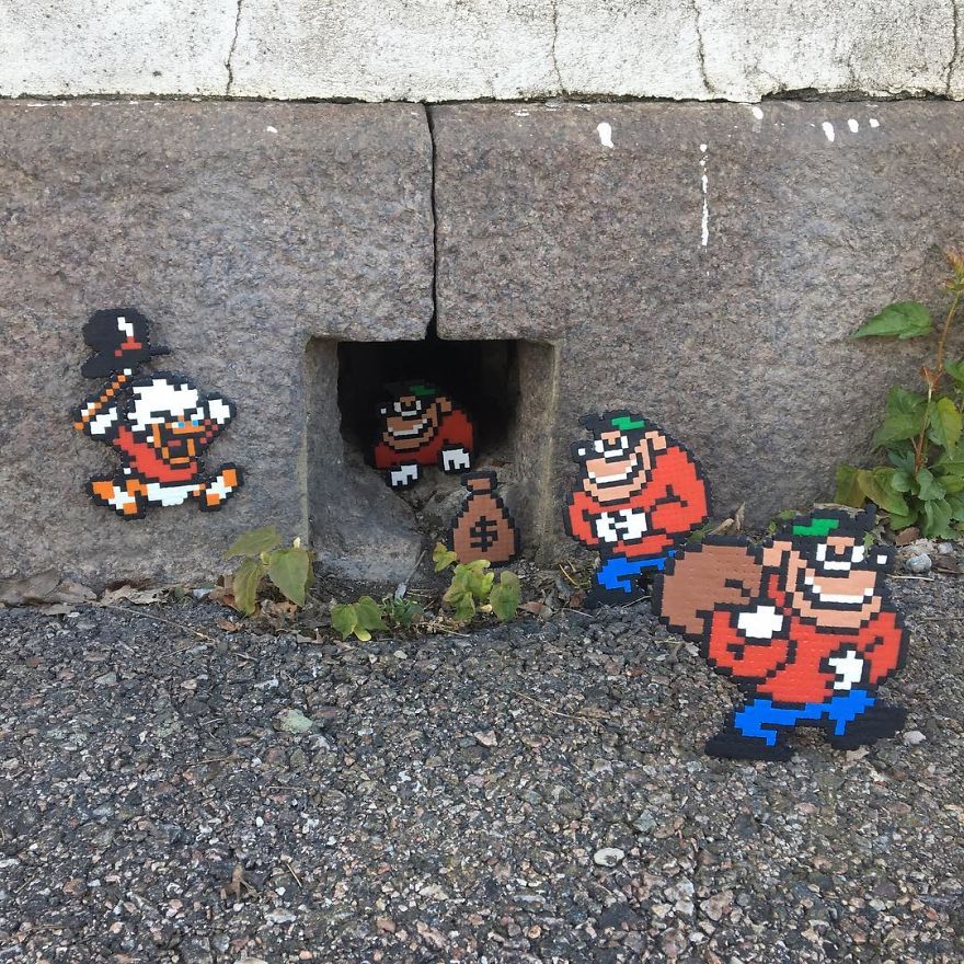 Someone Is &lsquo;Vandalising&rsquo; Streets With Pixel Art, And The Result Is Awesome
