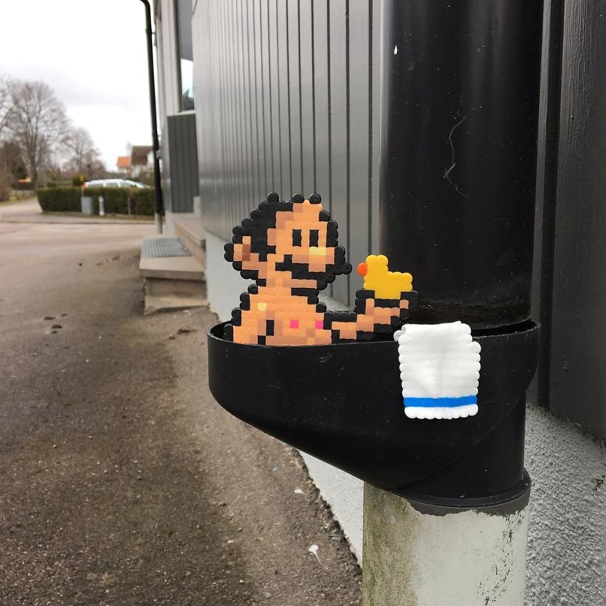 Someone Is ‘Vandalising’ Streets With Pixel Art, And The Result Is Awesome