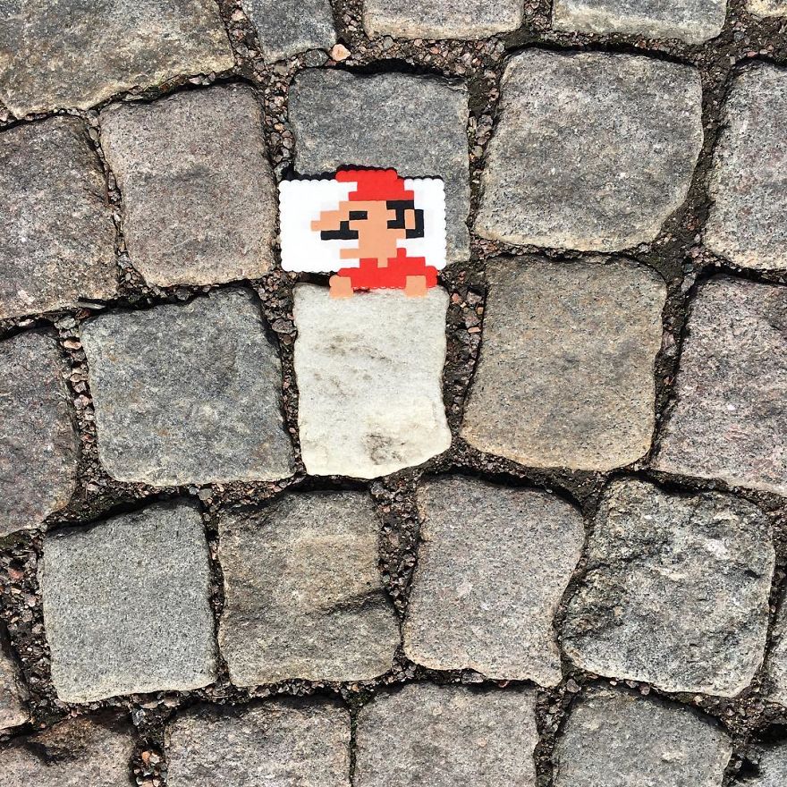 Someone Is ‘Vandalising’ Streets With Pixel Art, And The Result Is Awesome