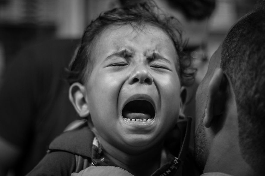 Children In Pain: An Attempt To Document The Reactions Of Children And Their Suffering With Injections Children In Pain: An Attempt To Document The Reactions Of Children And Their Suffering With Injections