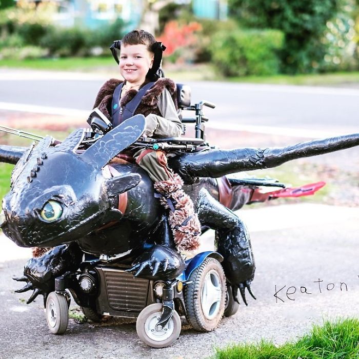 50 Times People With Disabilities Won Halloween With Their Awesome Sense Of Humor 50 Times People With Disabilities Won Halloween With Their Awesome Sense Of Humor