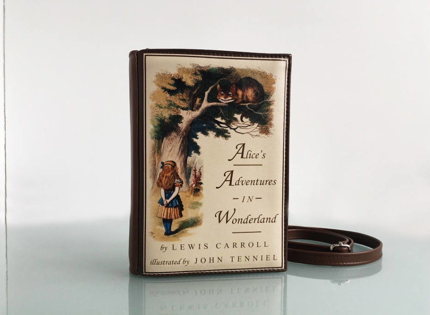 Book Bags That Will Let You Have Your Favorite Book Always By Your Side (Part 3) Book Bags That Will Let You Have Your Favorite Book Always By Your Side (Part 3)