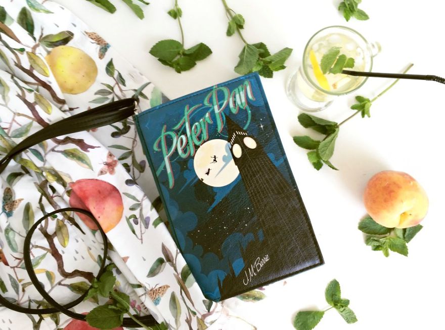 Book Bags That Will Let You Have Your Favorite Book Always By Your Side (Part 3) Book Bags That Will Let You Have Your Favorite Book Always By Your Side (Part 3)