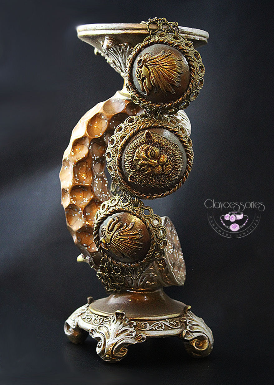 I Use Polymer Clay To Create Necklaces Inspired By Game Of Thrones