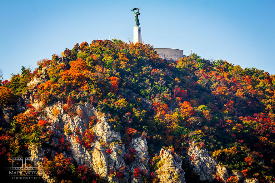 I Capture Places In Budapest During Autumn And The Result Is An Amazing &#8220;Game Of Tones&#8221;