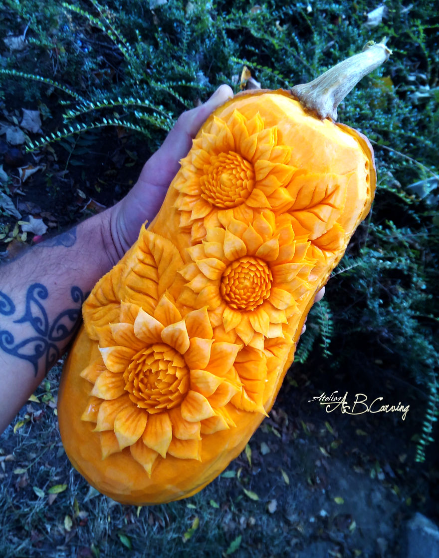 26 Alternative Halloween Pumpkins That I Carved To Show They Don’t Necessarily Need To Be Scary 26 Alternative Halloween Pumpkins That I Carved To Show They Don’t Necessarily Need To Be Scary