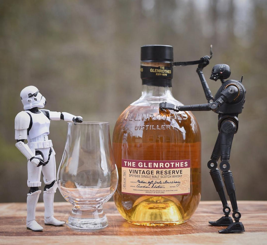 Photographer Captures Stormtroopers Posing With Top Shelf Liquor And The Results Are Awesome Photographer Captures Stormtroopers Posing With Top Shelf Liquor And The Results Are Awesome