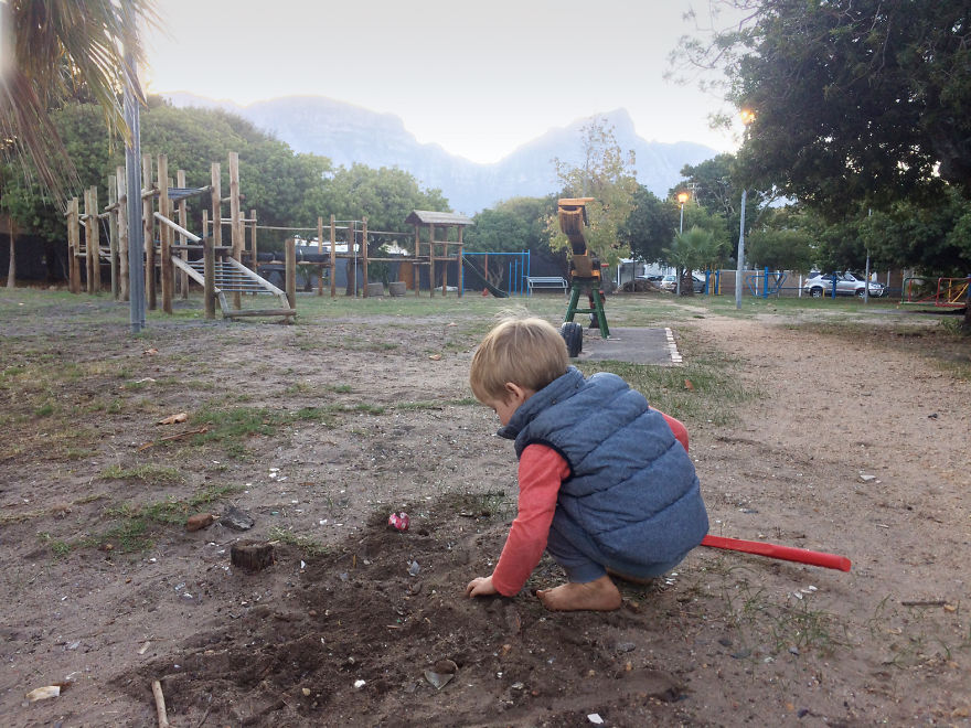 We Create Art From Trash We Create Art From Trash