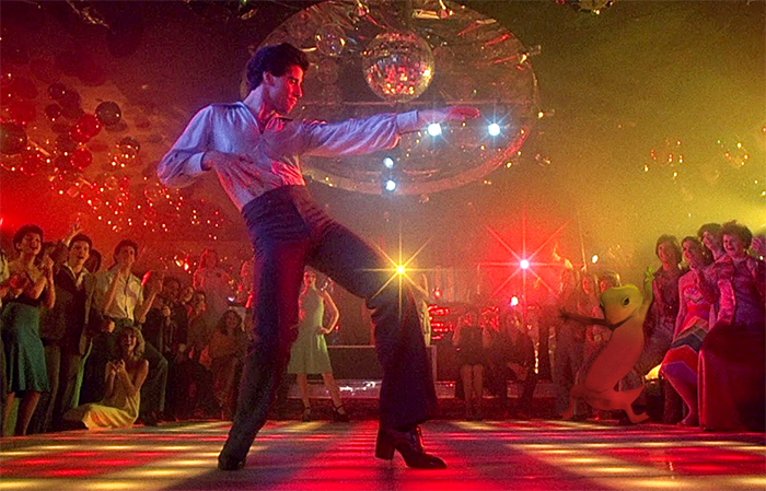 Ridiculously Photogenic Gecko Inspires Photoshop Battle, And It&#8217;s Hilarious (Add Yours!)