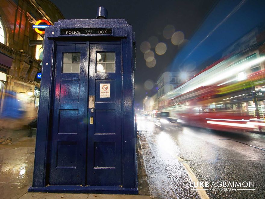 Photographer Captures Beautiful Photos At Every London Underground Station Photographer Captures Beautiful Photos At Every London Underground Station