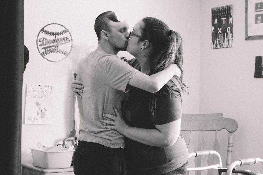 Woman Shares What Energy Drinks Did To Her Husband While She Was 9 Months Pregnant